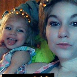 Meet your Posher, Ayla